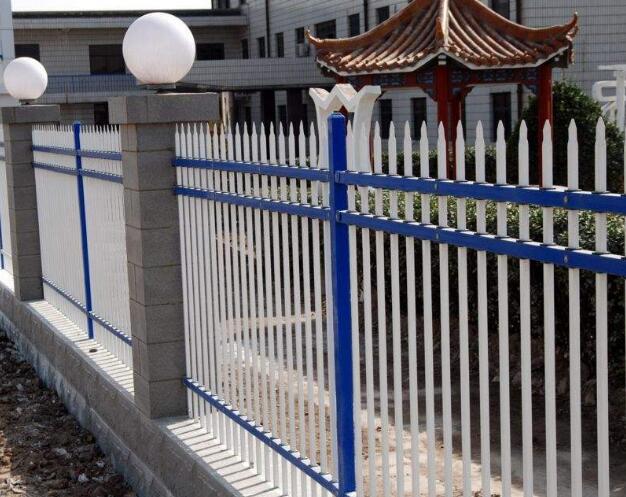 为什么推荐使用锌钢围墙栅栏